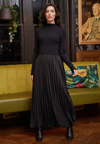 Knit Top and Pleated Skirt Maxi Dress in Black