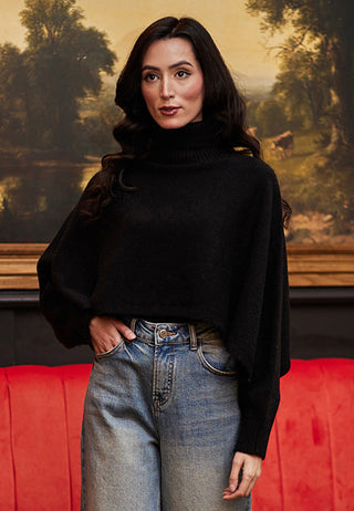 Turtle Neck Cropped Knit Jumper in Black