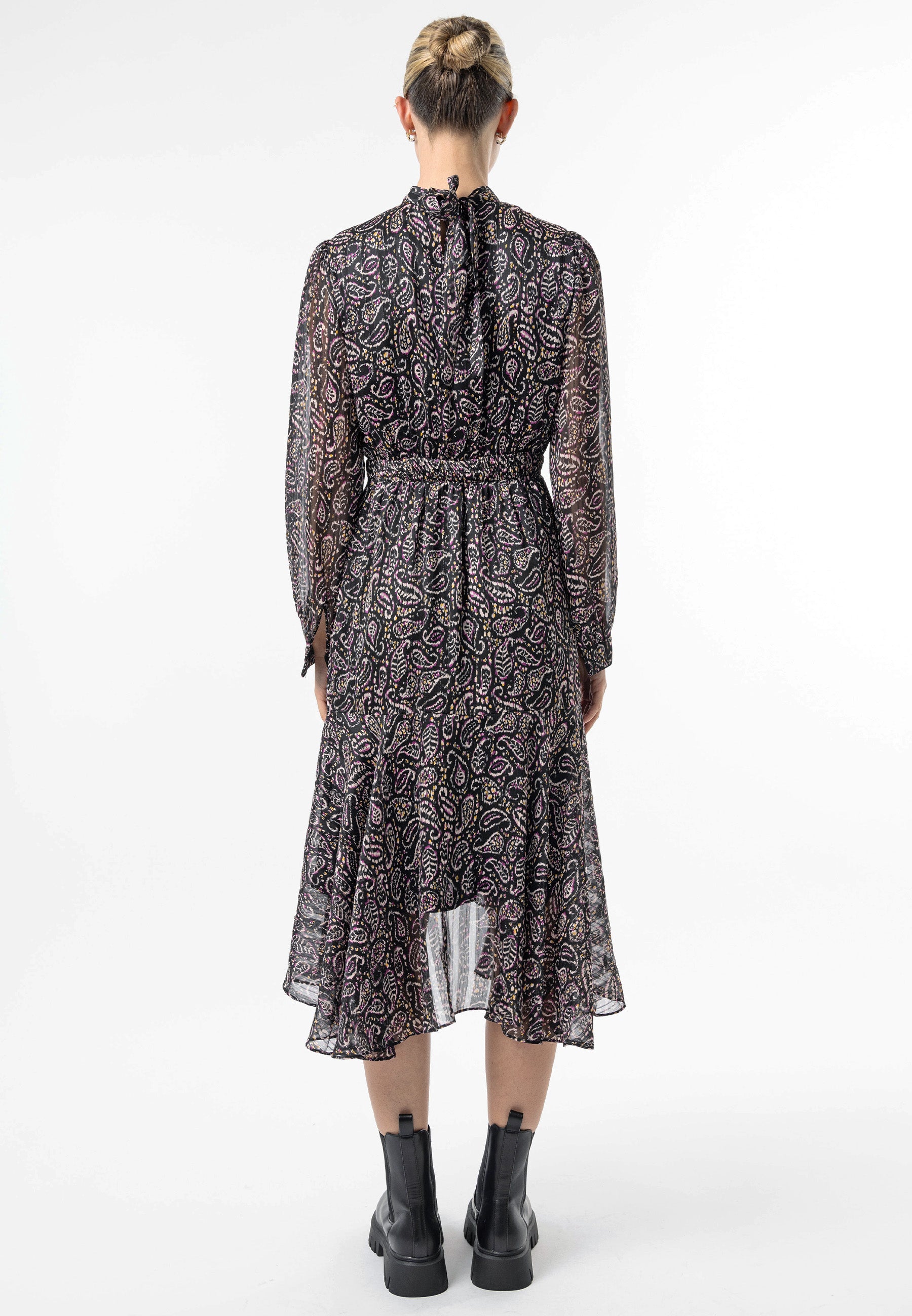 ANGELEYE Long Sleeve Chiffon Midi Dress in Black Paisley Print