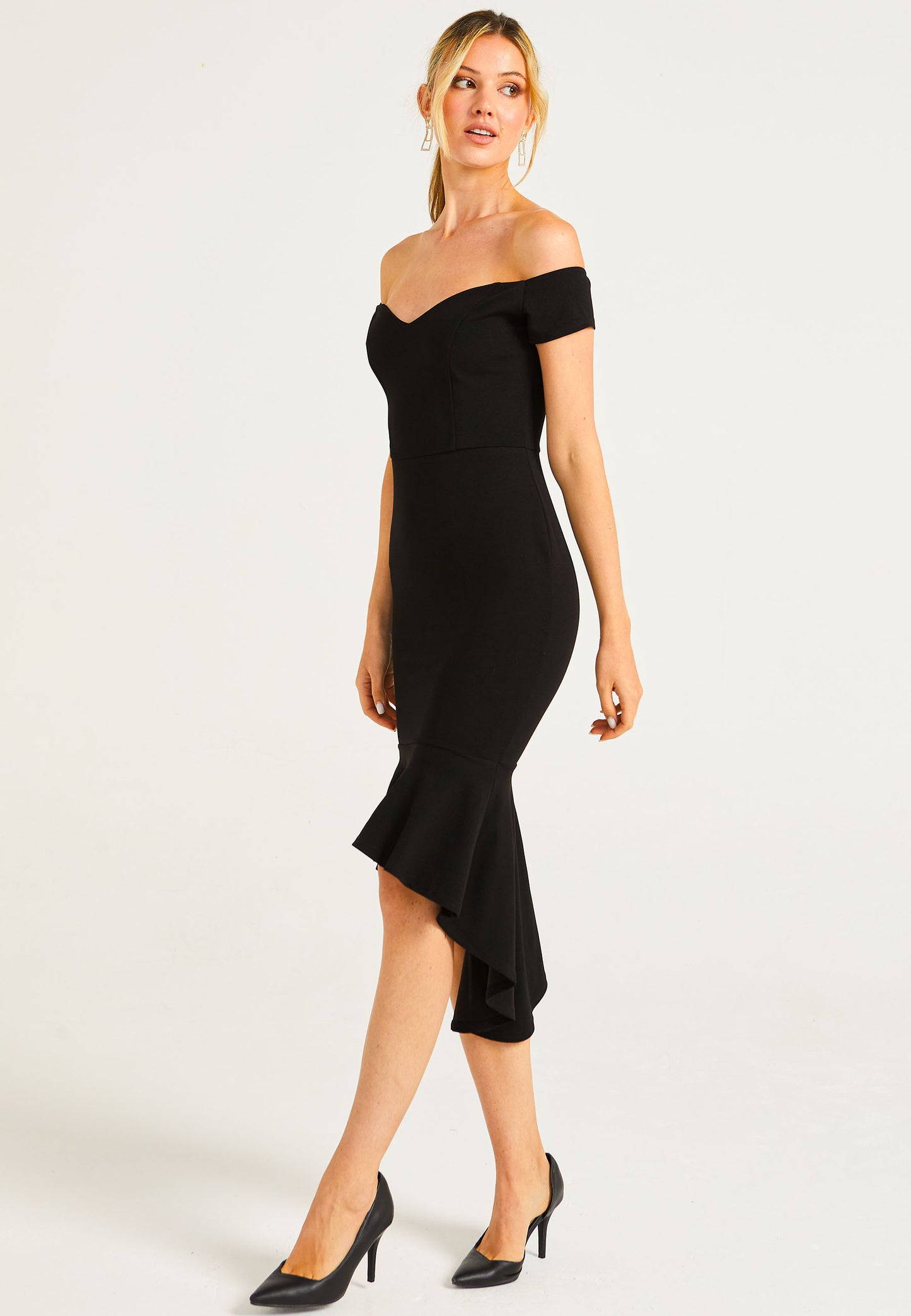 Bardot Sweetheart BodyCon Dress With Asymmetrical Frill Hem