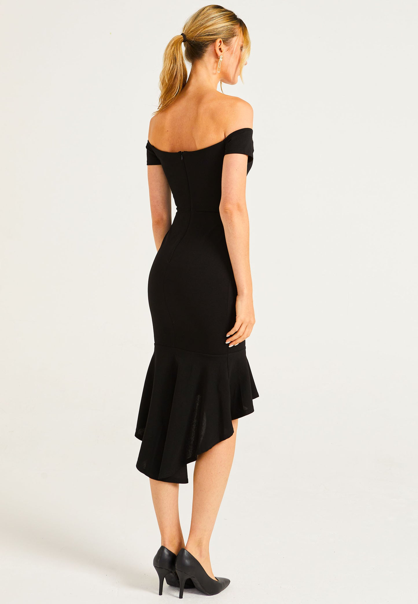 Bardot Sweetheart BodyCon Dress With Asymmetrical Frill Hem