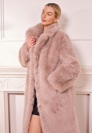 Luxe Faux Fur Coat in Coffee