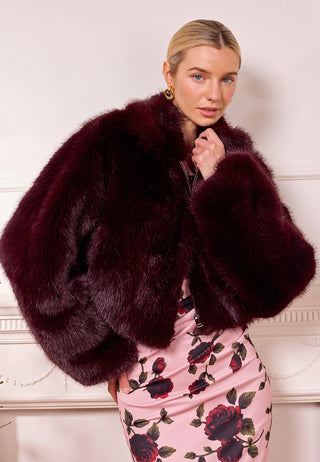 Short Faux Fur Coat with Zip in Plum