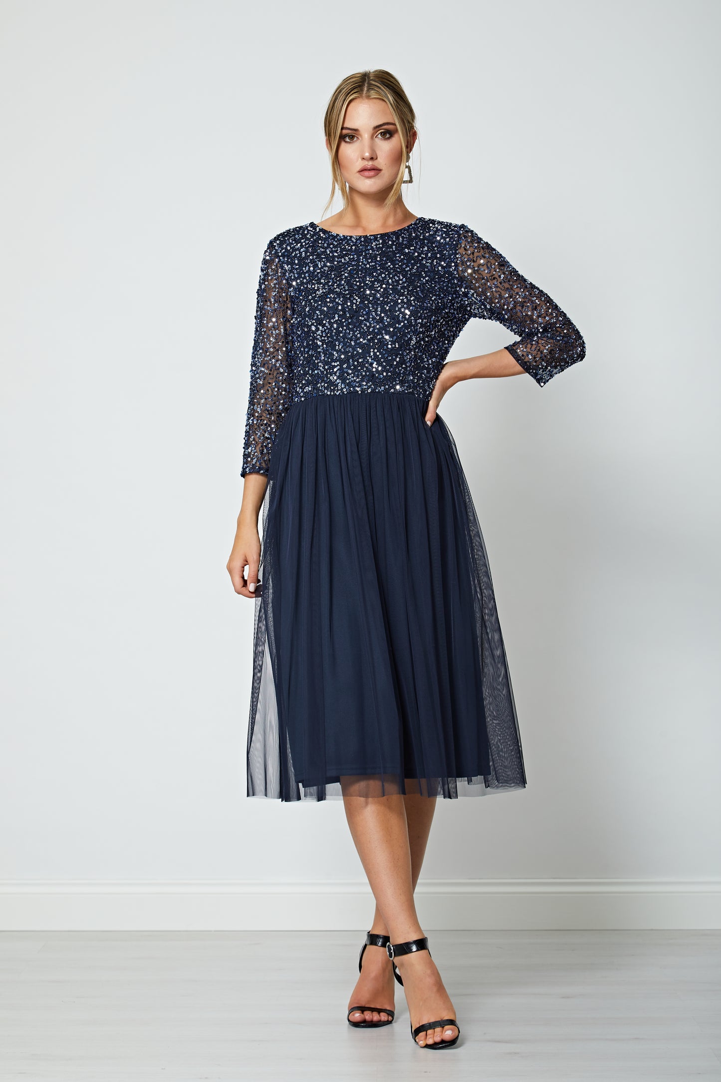 Long Sleeves Sequin Embellished Midi Dress